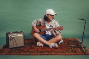 Chile. Gracia estrena segundo single «Tres Pasos»