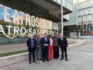 Ovación de pie en Madrid para el teatro público porteño