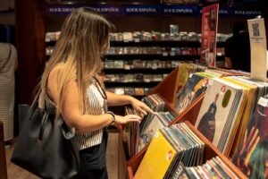 CABA. Descubrí la Noche de las Disquerías 2025: Un viaje musical único