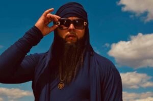 Davinci Valentín lanza su nuevo tema «Ay Amor»